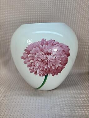 211 - white Teleflora vase features a hand-painted pink chrysanthemum
